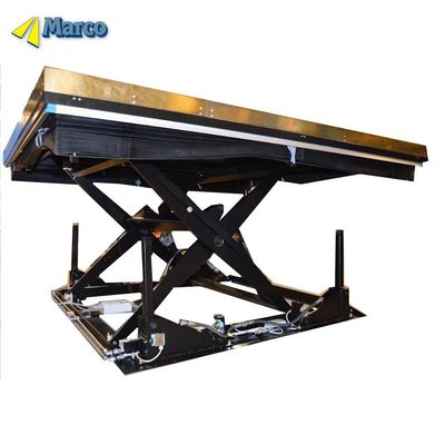 Construire une table de levage de ciseaux et grue pour l'église suédoise par Marco Hydraulique sur mesure